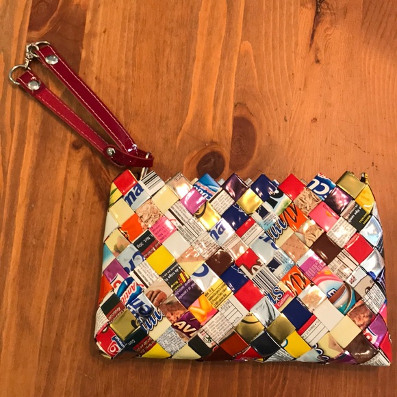 Excellent Condition Wristlet, Wallet Bag Woven Candy Wrappers, Red Strap - Picture 1 of 3